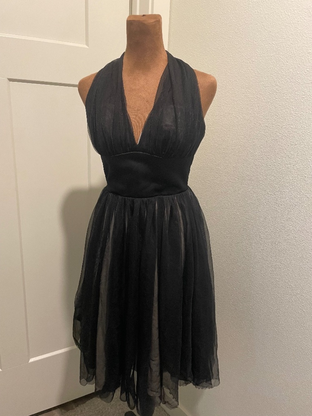 Unique Vintage Black Chiffon Tulle Halter Swing Midi Dress XS